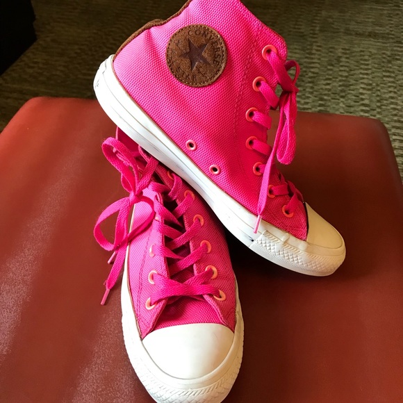 hot pink chuck taylor high tops